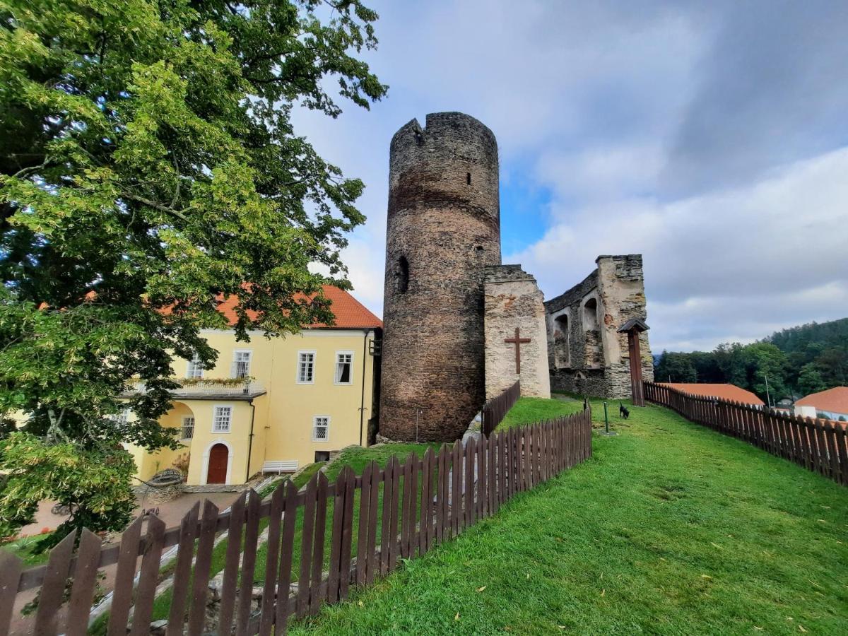 Penzion Hradu Svojanov Svojanov  Exteriör bild