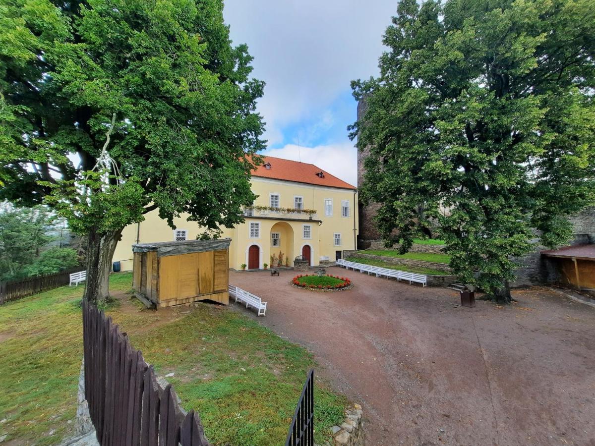 Penzion Hradu Svojanov Svojanov  Exteriör bild